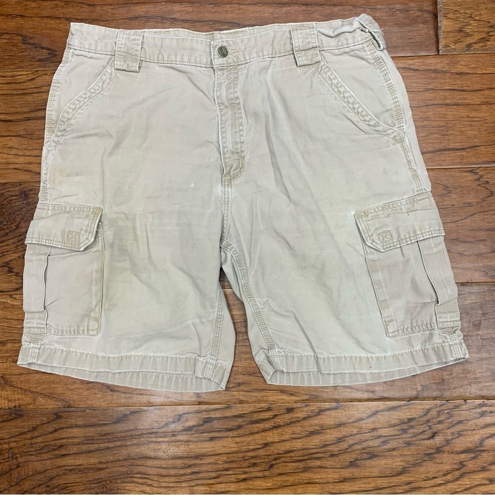 Carhartt cargo shorts‎